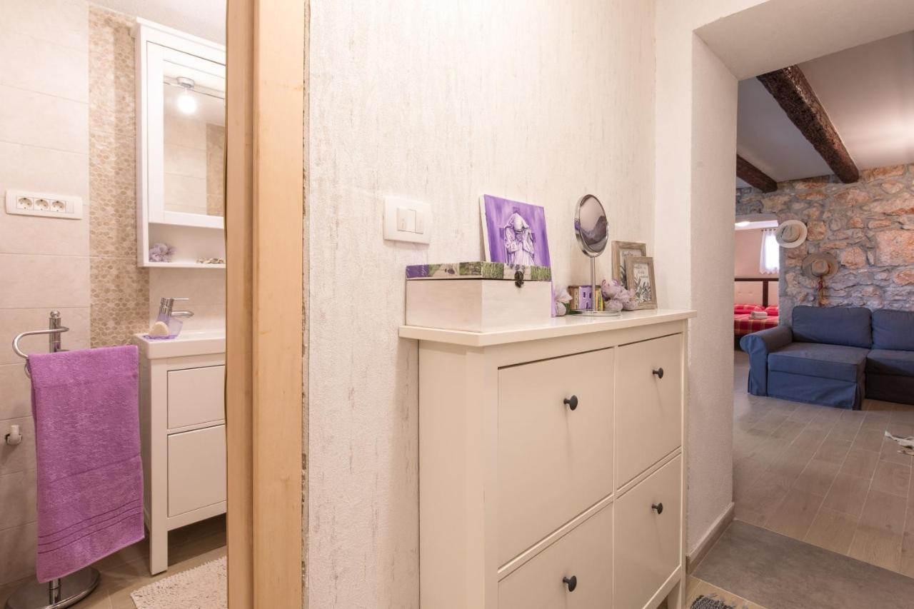 Apartman Lidija Risika Eksteriør billede